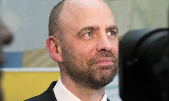 Politikere vil «oute» konkursryttere etter Dagbladet-avsløring: - Vi må rydde opp i dette svineriet